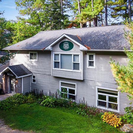 Muskoka Waterfront Retreat Villa Dwight Kültér fotó