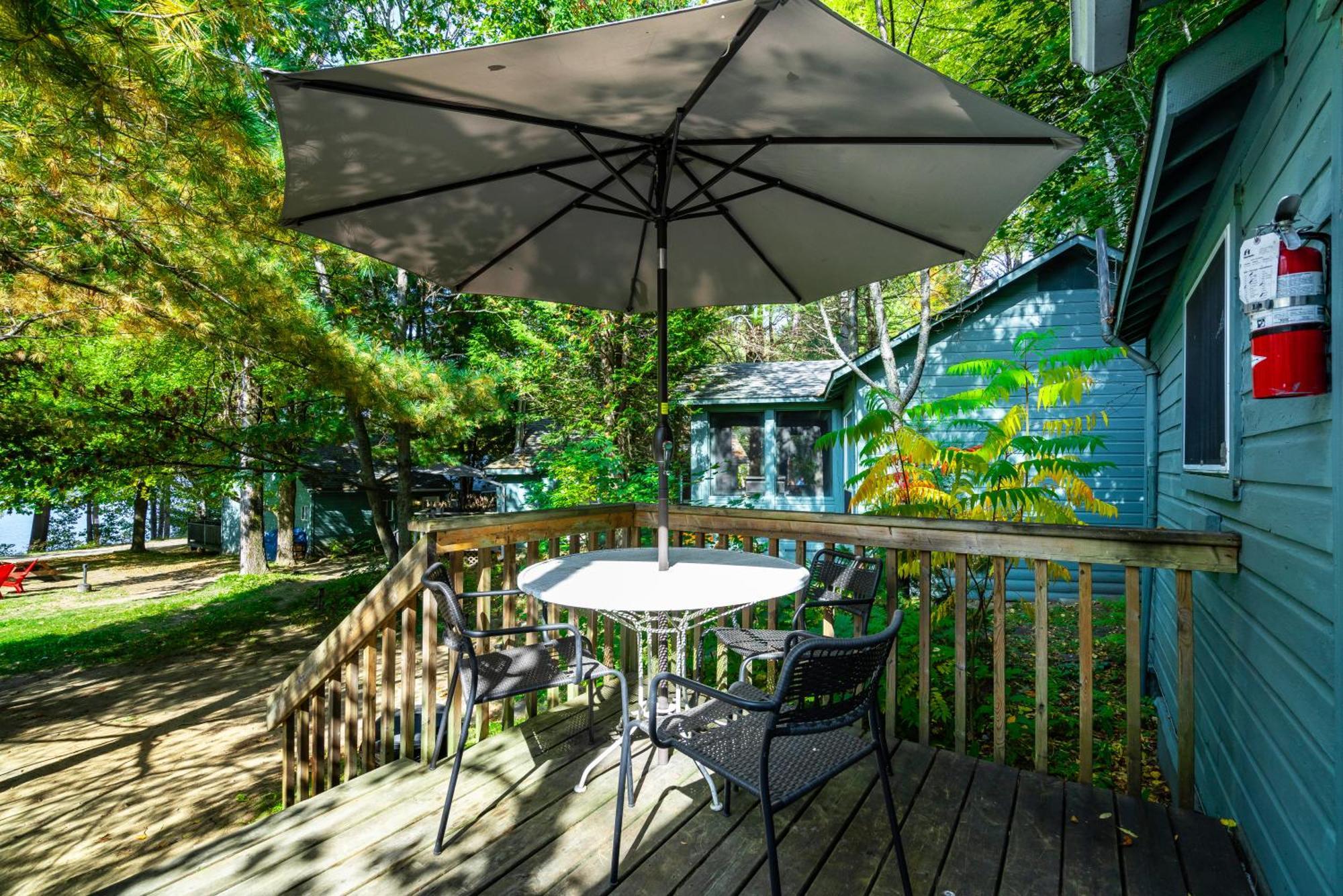 Muskoka Waterfront Retreat Villa Dwight Kültér fotó