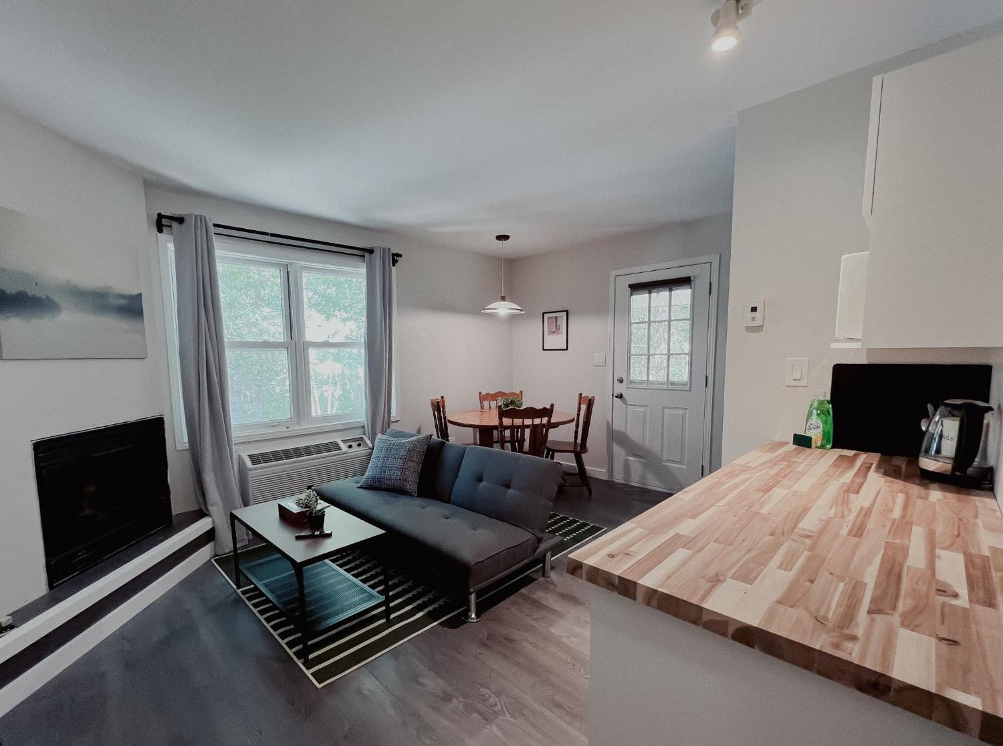 Muskoka Waterfront Retreat Villa Dwight Kültér fotó